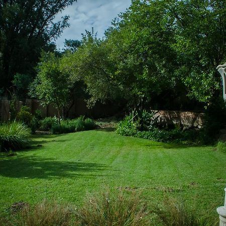 The Rivonia River Lodge Johannesburg Bagian luar foto